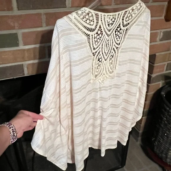 SOLD!!  2X Forever 21 Boho Romantic Crochet Embroidery Batwing - Picture 10 of 11